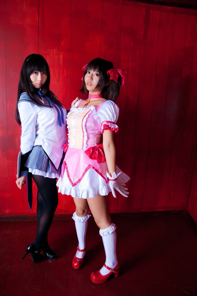 [Cosplay]   cos制服双姐妹